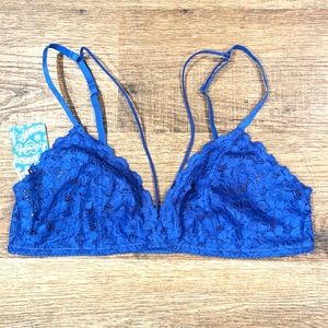 Intimately Free people, size L, Cobalt.